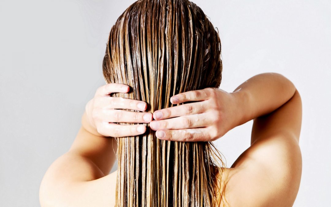 Say Goodbye to Frizz: Your Ultimate Guide to Frizz-Free Summer Hair